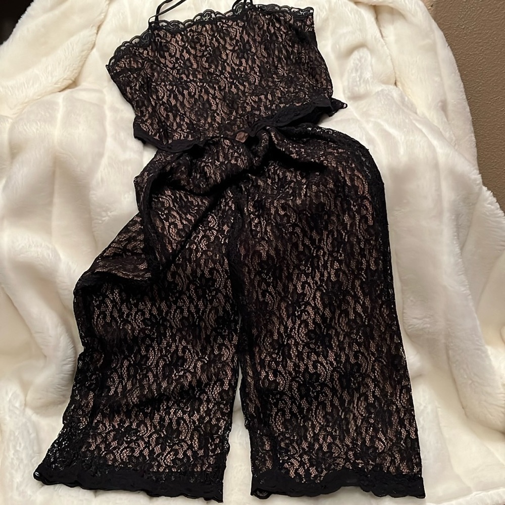 🖤🖤 Intimates Black & Nude Lace PJ’s🖤🖤Extra Soft and Sexy✨ Comfy to Relax ✨